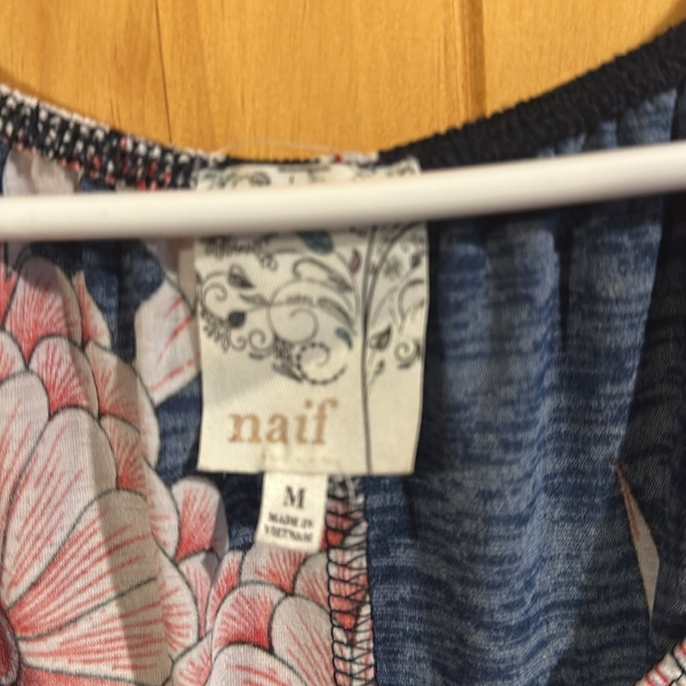 Naïf Multi Color floral Blouse - Picture 6 of 7